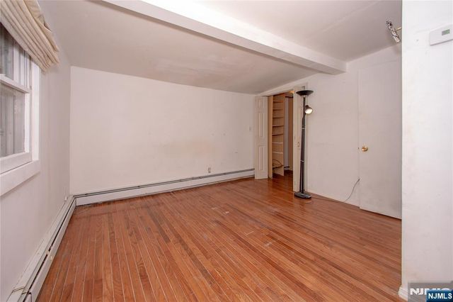 18 Decker Pond Road, Sussex, NJ 07461