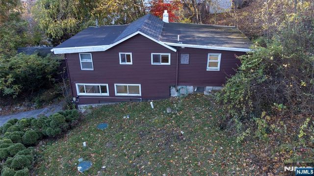 18 Decker Pond Road, Sussex, NJ 07461