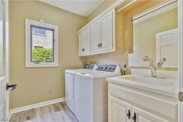 3790 Woodleigh Avenue NW, Canton, OH 44718