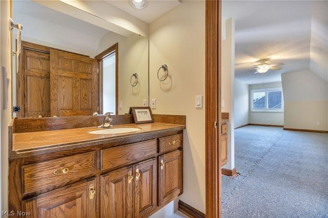 3790 Woodleigh Avenue NW, Canton, OH 44718