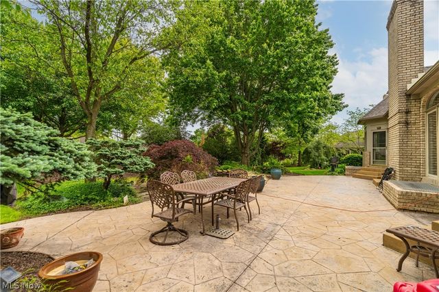 3790 Woodleigh Avenue NW, Canton, OH 44718