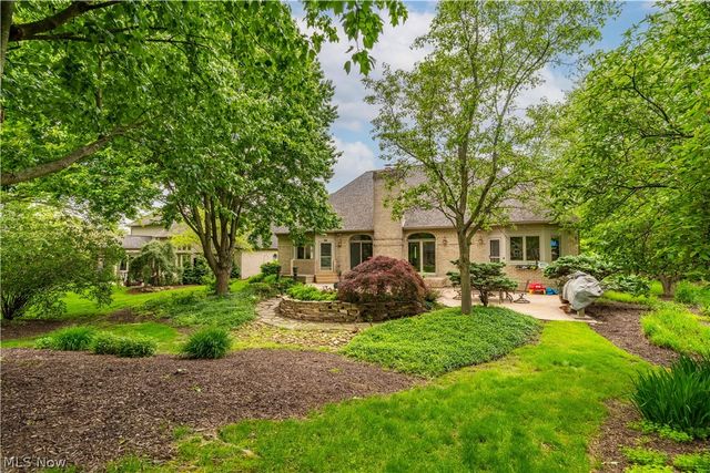 3790 Woodleigh Avenue NW, Canton, OH 44718