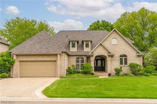 3790 Woodleigh Avenue NW, Canton, OH 44718