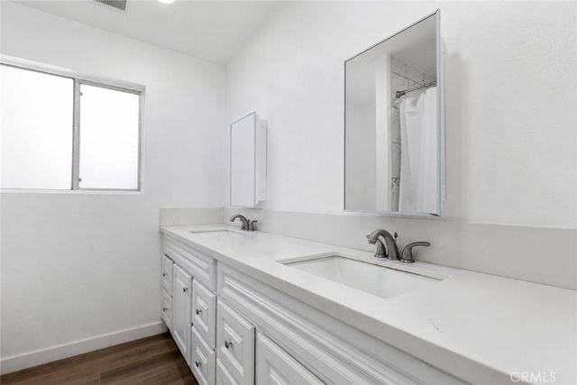 223 Shell Street, Manhattan Beach, CA 90266