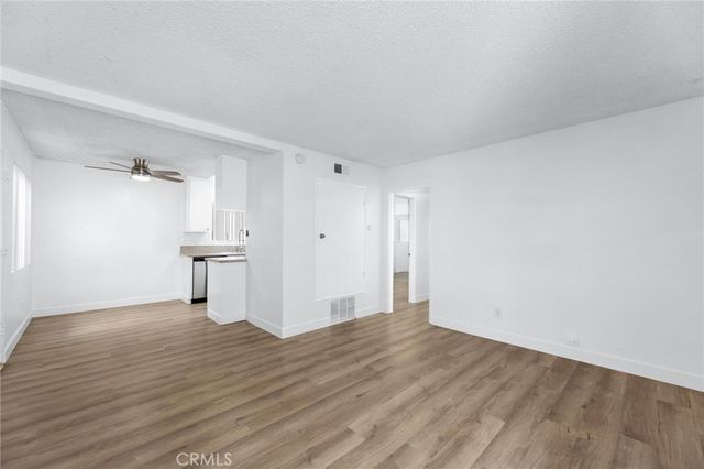 223 Shell Street, Manhattan Beach, CA 90266
