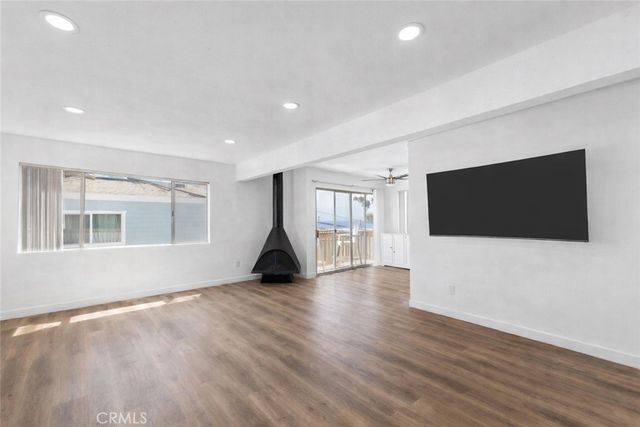 223 Shell Street, Manhattan Beach, CA 90266