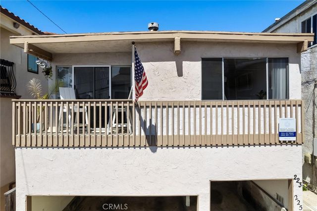 223 Shell Street, Manhattan Beach, CA 90266