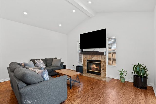 20230 Keswick 3, Winnetka, CA 91306