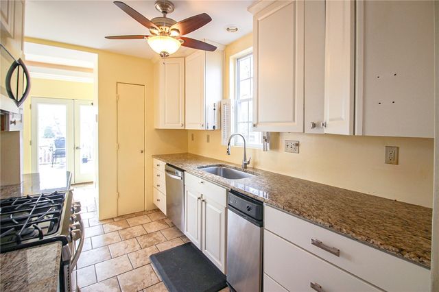 1519 Steuben St, Crafton Heights, PA 15205