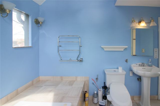 1519 Steuben St, Crafton Heights, PA 15205