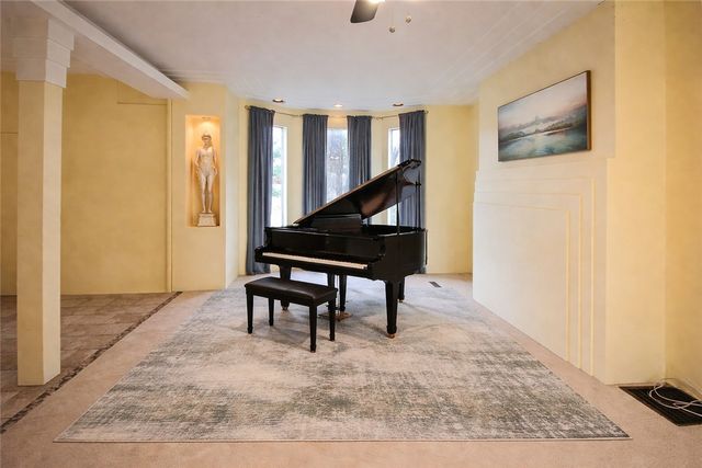 1519 Steuben St, Crafton Heights, PA 15205