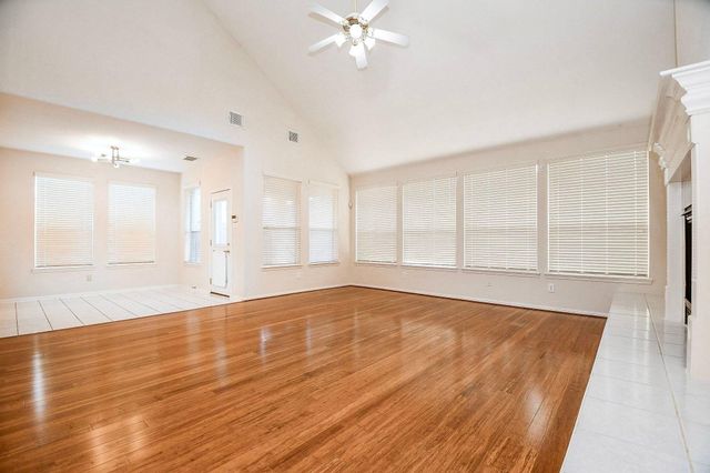 5718 Sapphire Bay Court, Sugar Land, TX 77479