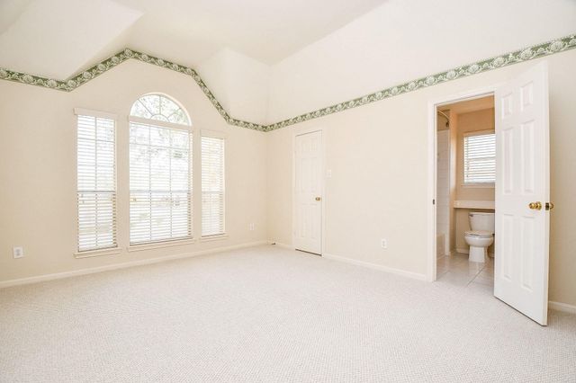 5718 Sapphire Bay Court, Sugar Land, TX 77479