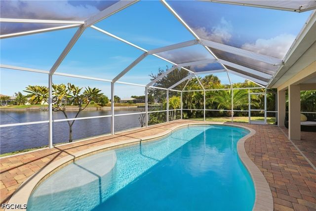 1723 SW 31st LN, Cape Coral, FL 33914