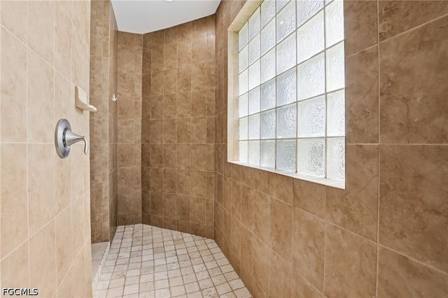 1723 SW 31st LN, Cape Coral, FL 33914
