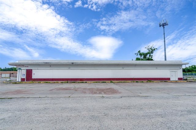 2900 Luell Street, Houston, TX 77093