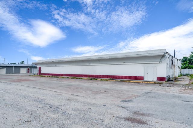 2900 Luell Street, Houston, TX 77093