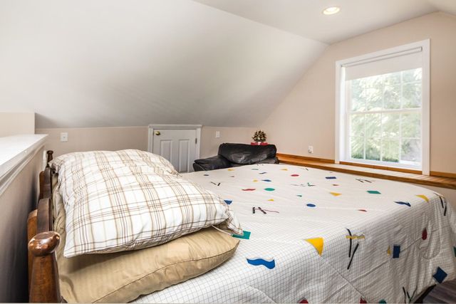 558 Burr Pond Road, Sudbury, VT 05733