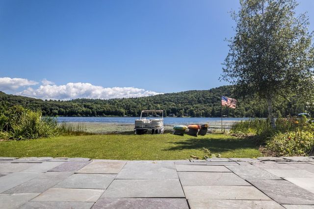 558 Burr Pond Road, Sudbury, VT 05733