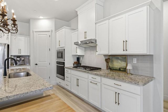 283 Vienna Way, Hollister, CA 95023