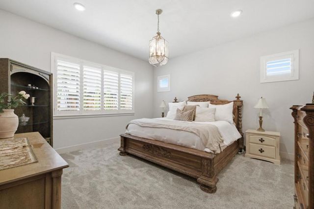 283 Vienna Way, Hollister, CA 95023