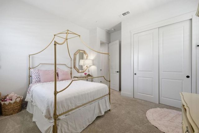 283 Vienna Way, Hollister, CA 95023