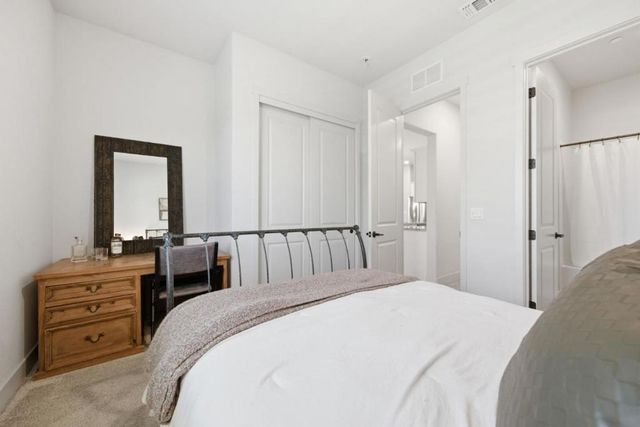 283 Vienna Way, Hollister, CA 95023