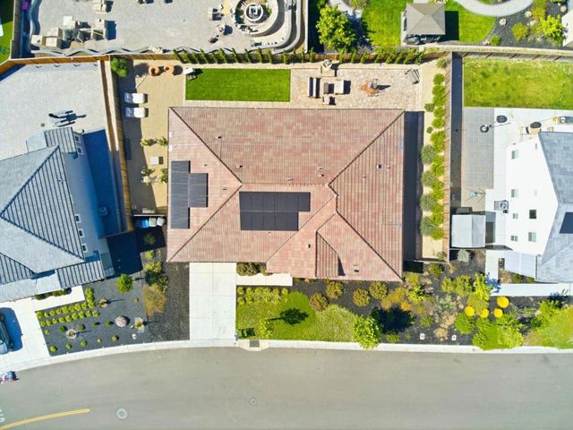 283 Vienna Way, Hollister, CA 95023