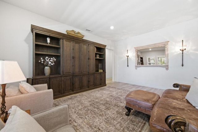 283 Vienna Way, Hollister, CA 95023
