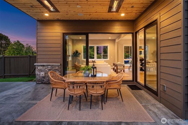 16390 NE 1st Street, Bellevue, WA 98008