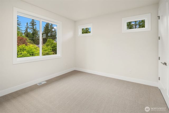16390 NE 1st Street, Bellevue, WA 98008
