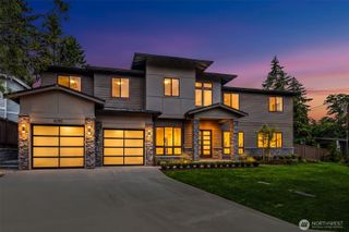16390 NE 1st Street, Bellevue, WA 98008