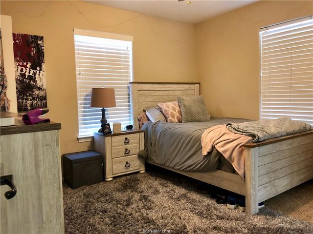 1707 Boardwalk Court, College Station, TX 77840