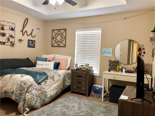 1707 Boardwalk Court, College Station, TX 77840