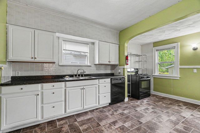 705 William Street, Kalamazoo, MI 49007