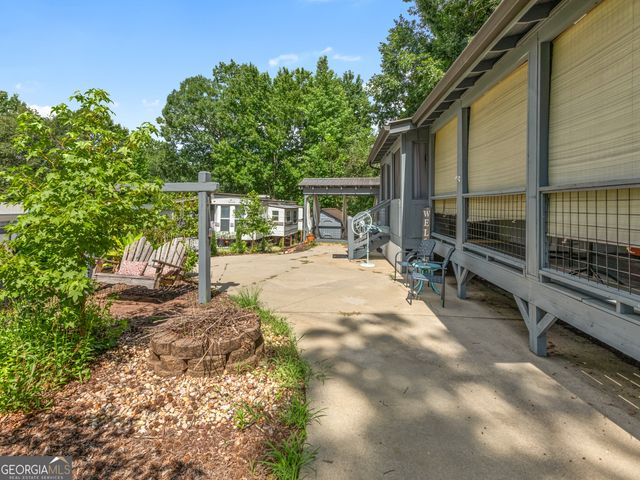 42 Nomad Trail, Cleveland, GA 30528