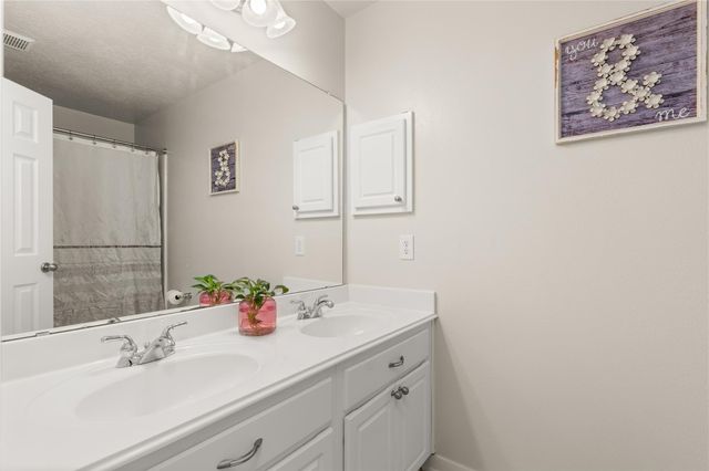 20601 Bentwood Oaks Drive, Porter, TX 77365