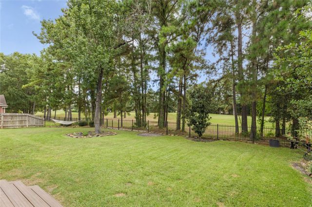 20601 Bentwood Oaks Drive, Porter, TX 77365
