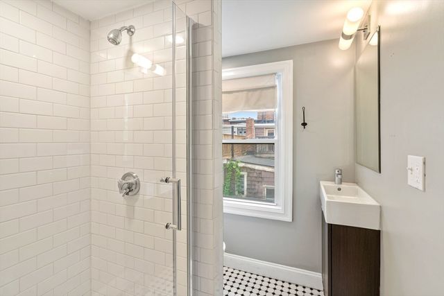 110 Elm St 2, Boston, MA 02129