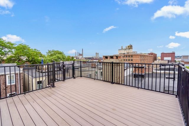 110 Elm St 2, Boston, MA 02129