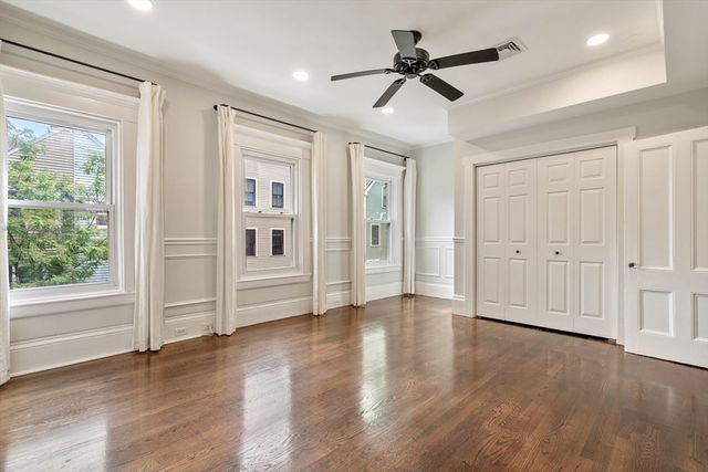 110 Elm St 2, Boston, MA 02129