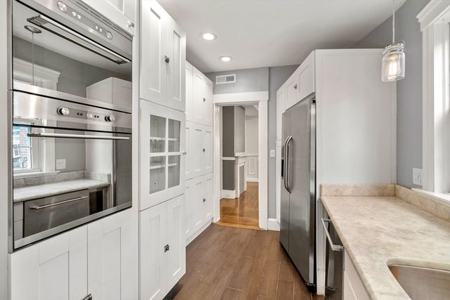 110 Elm St 2, Boston, MA 02129