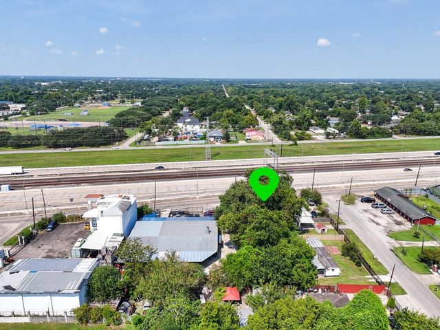 11110 E Hardy Road, Houston, TX 77093
