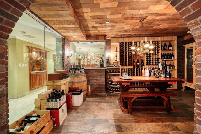 999 Rosalind Road, San Marino, CA 91108