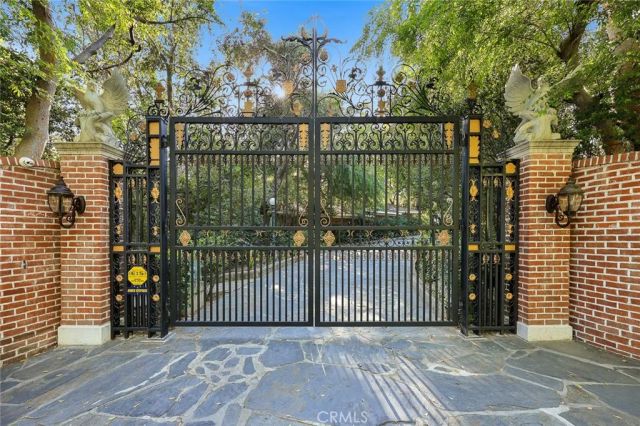 999 Rosalind Road, San Marino, CA 91108