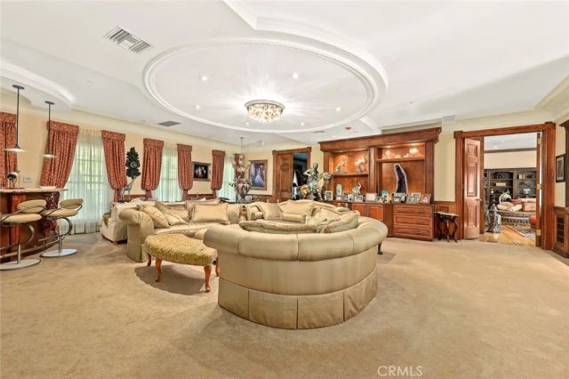 999 Rosalind Road, San Marino, CA 91108