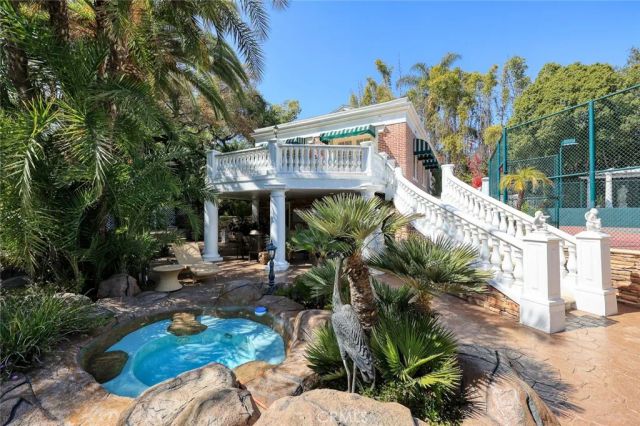 999 Rosalind Road, San Marino, CA 91108