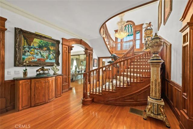 999 Rosalind Road, San Marino, CA 91108