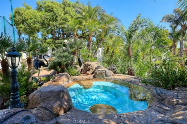 999 Rosalind Road, San Marino, CA 91108