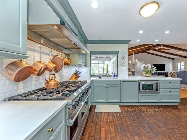 1388 VERMEER DRIVE, Nokomis, FL 34275